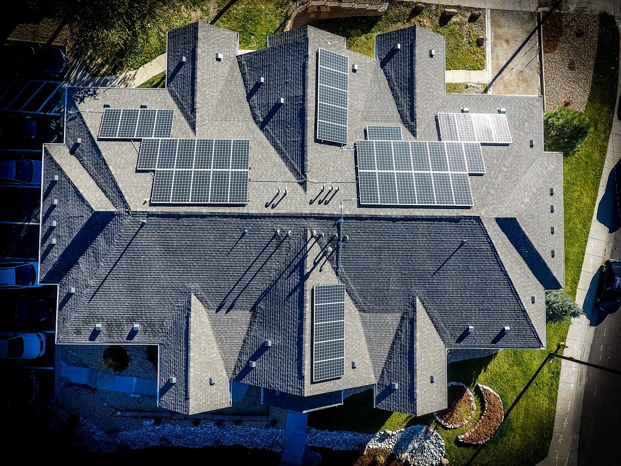 6 Reasons Why You Should Switch to Solar Power for Your Home