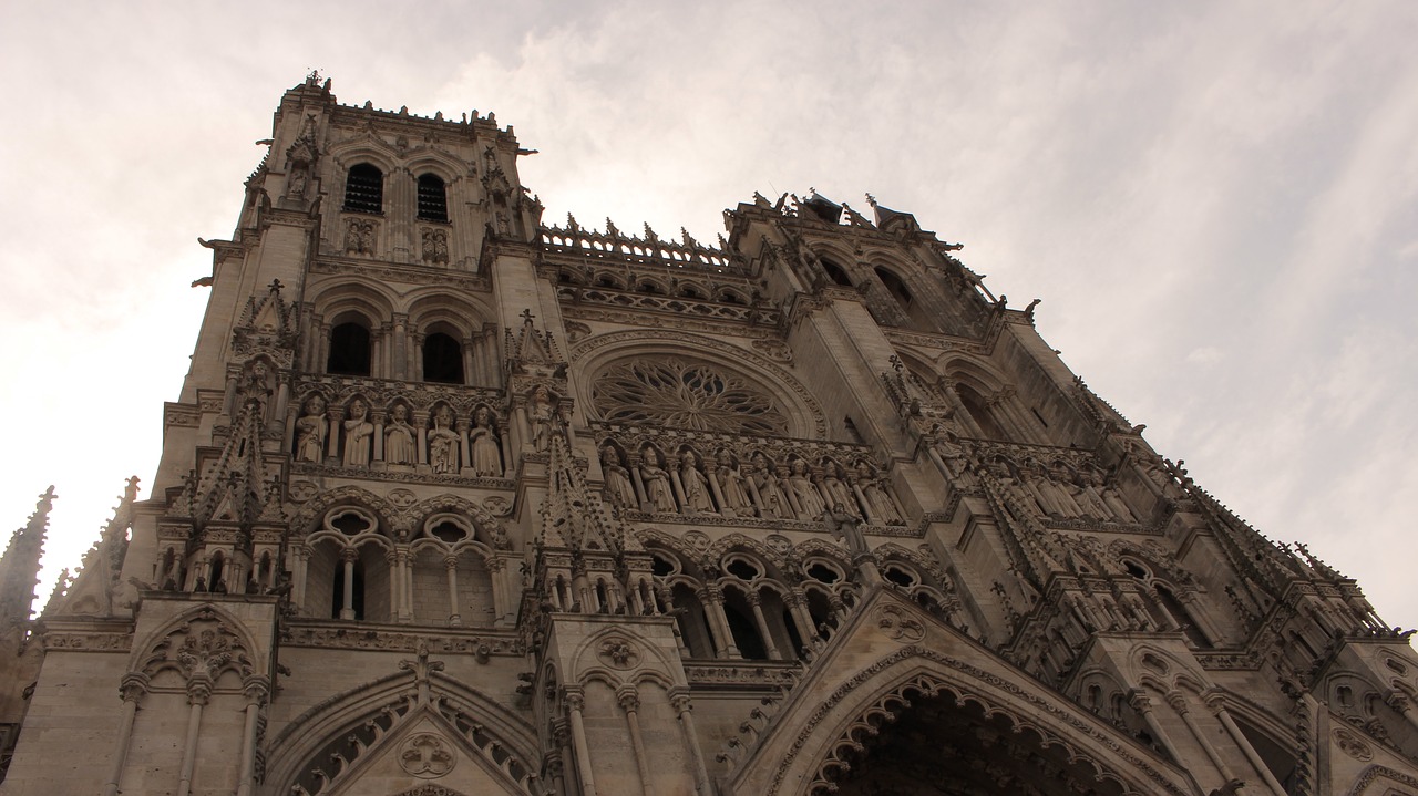 5 Most Beautiful Gothic Cathedrals in Europe Which You Should Visit