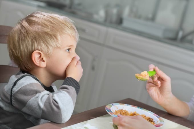 What To Say (And What Not To Say) To A Picky Eater To Encourage Them To Eat More Variety