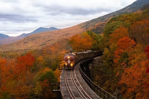 7 of the Best Train Trips in the USA and What You’ll See Along the Way