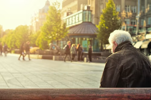9 Tips for Managing Depression in Retirement