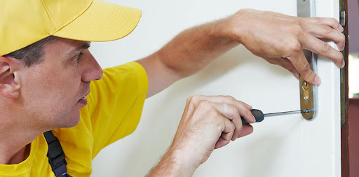 How to Secure Your New House with Locksmiths