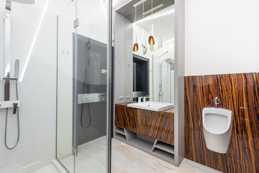 6 Essential Bathroom Remodeling Tips