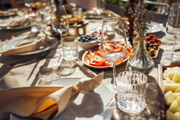 The Art of Hosting a Memorable Dinner Party